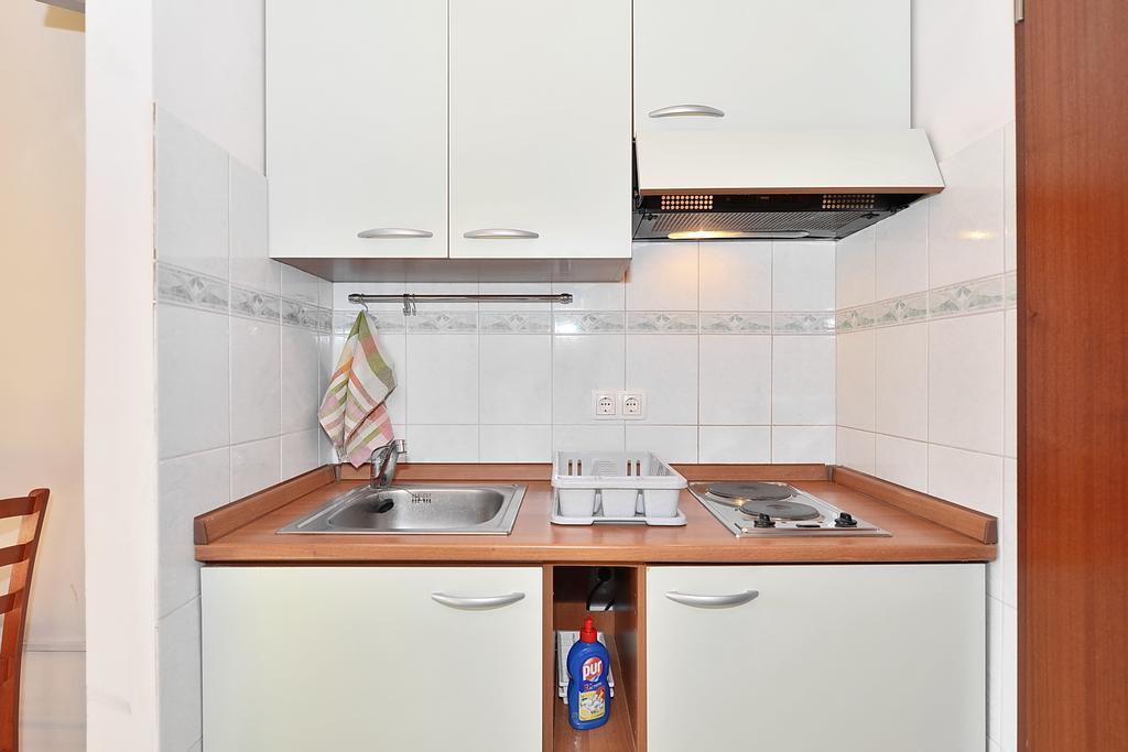 Apartments Mirabella 奥米什 外观 照片