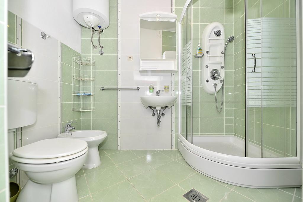 Apartments Mirabella 奥米什 客房 照片